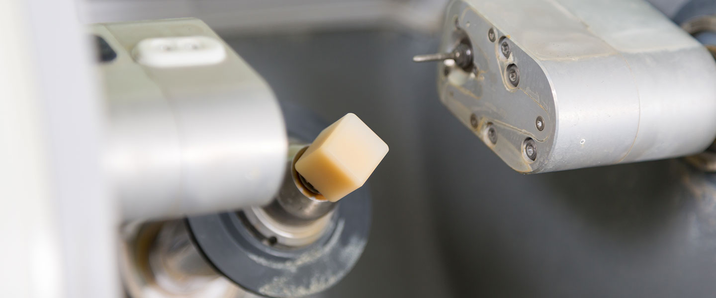 CAD/CAM Technology Benefits - Zyris - Makers of the Isolite System
